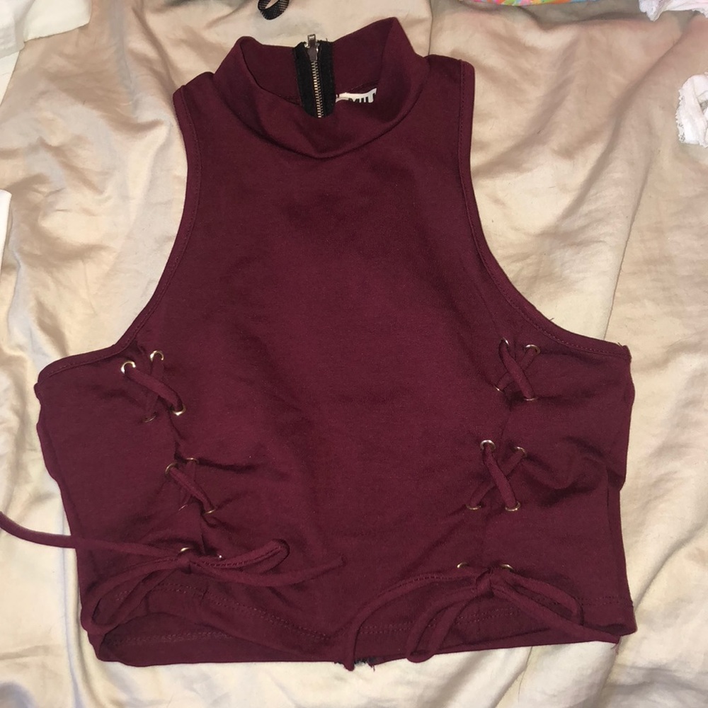 Crimson Lace Up Crop NWOT